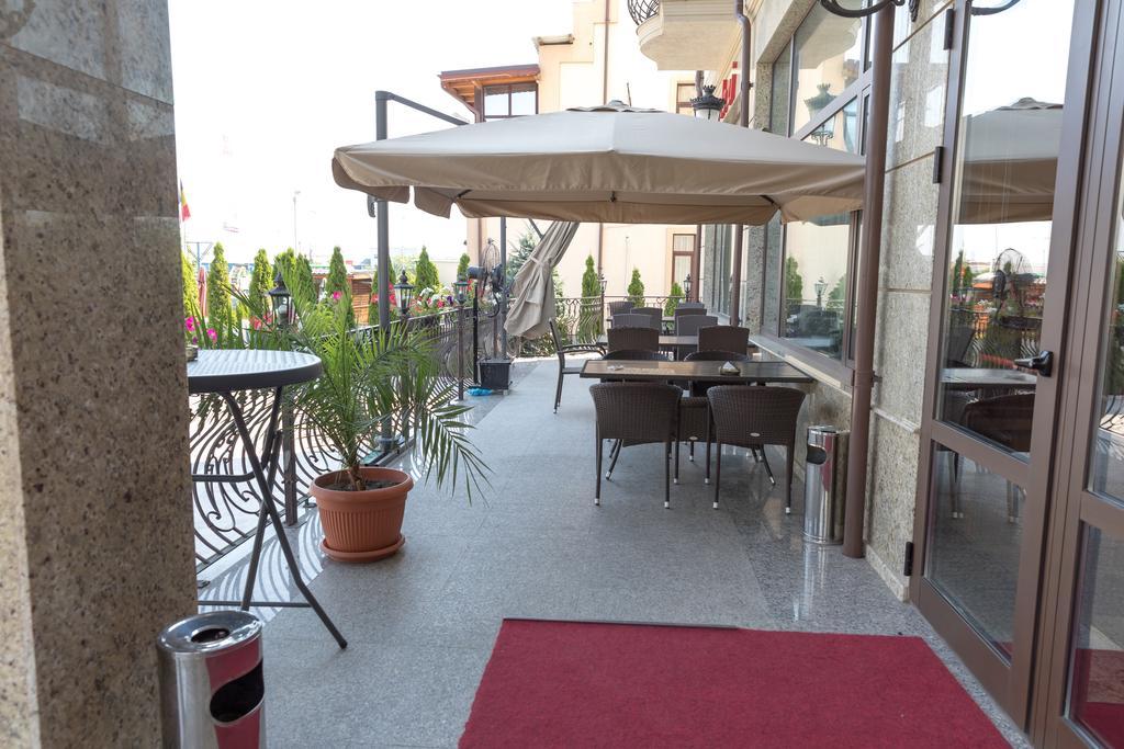 Hotel Giuliano Bragadiru Ngoại thất bức ảnh
