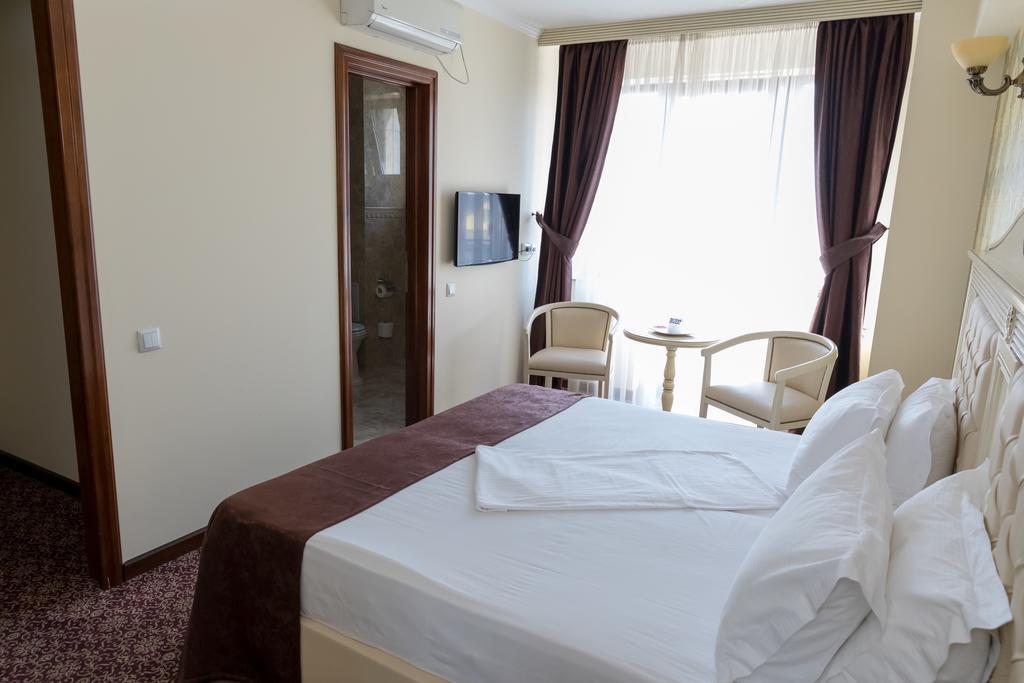 Hotel Giuliano Bragadiru Ngoại thất bức ảnh