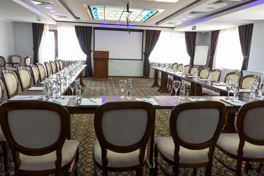 Hotel Giuliano Bragadiru Ngoại thất bức ảnh