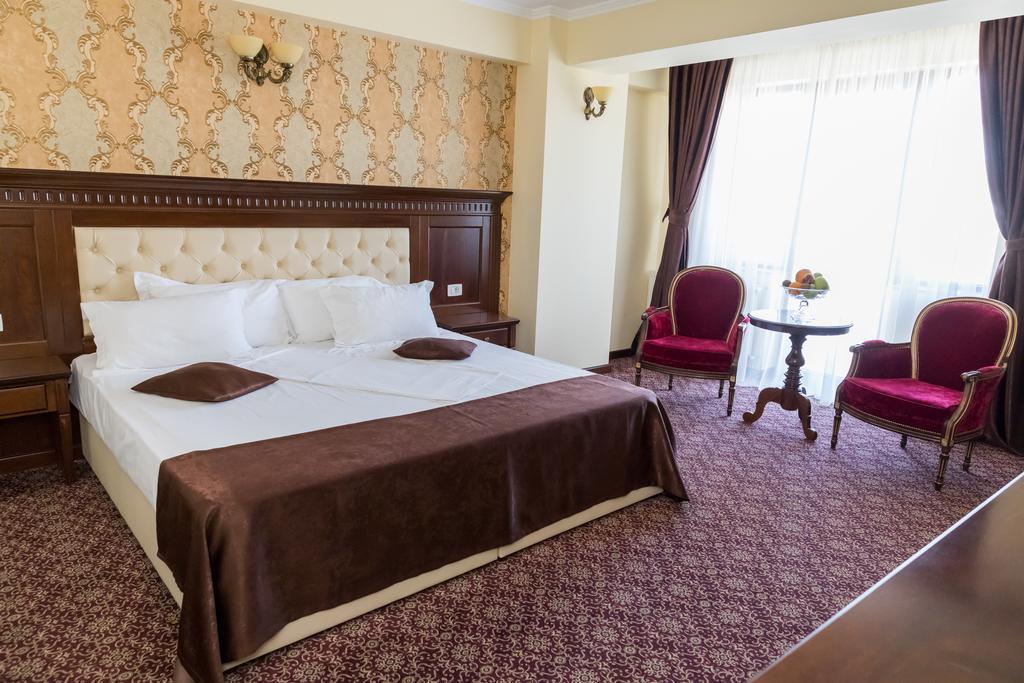 Hotel Giuliano Bragadiru Ngoại thất bức ảnh