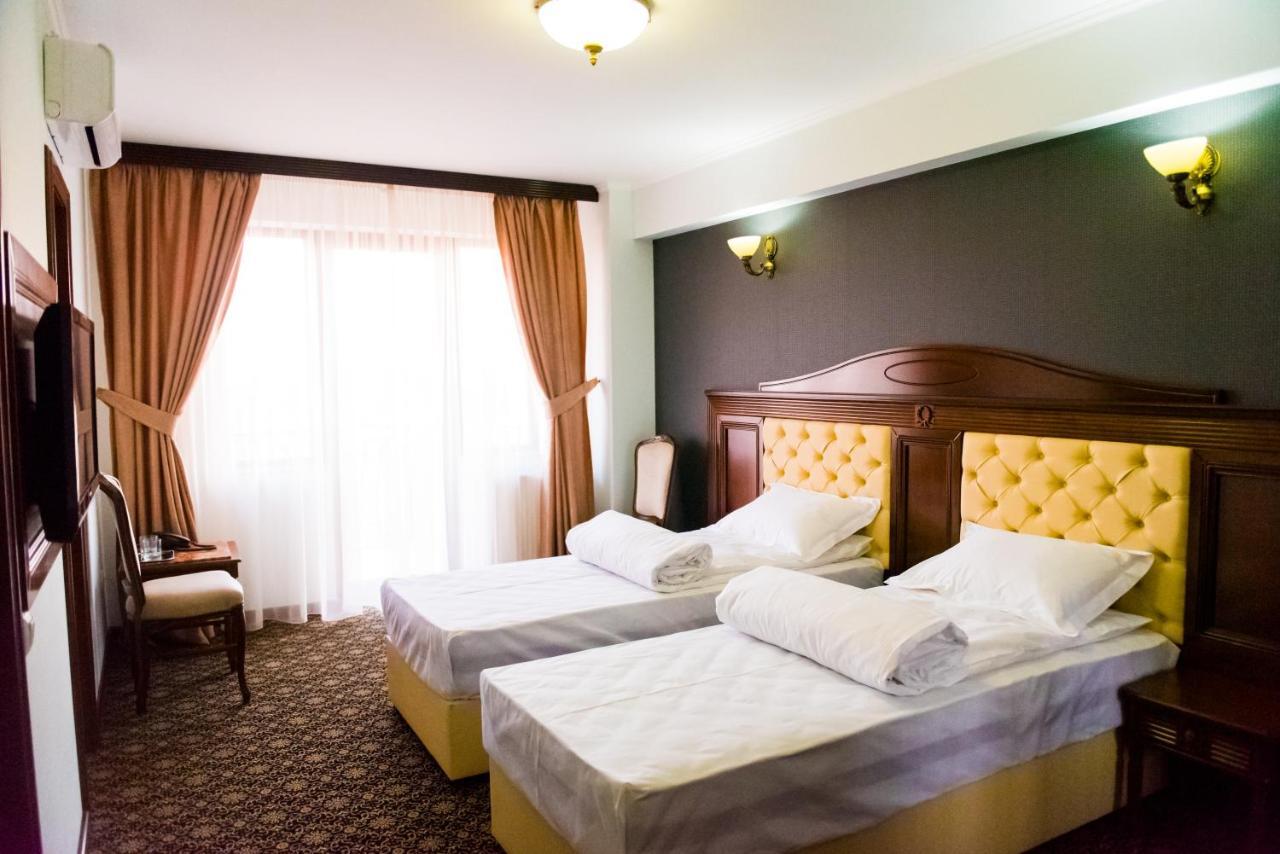 Hotel Giuliano Bragadiru Phòng bức ảnh
